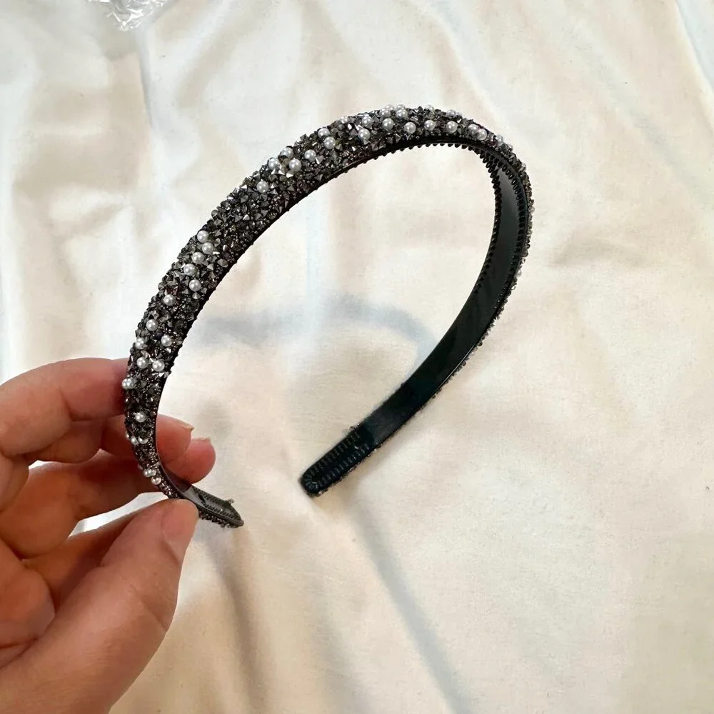 Set of 2: Sparkly Headbands Gold Bow & Black Pearls - NEW
